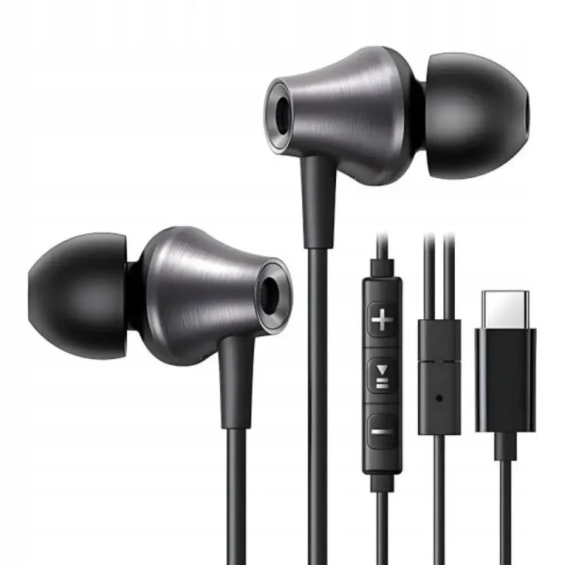 UGREEN Wired In-Ear Earphone with Type-C Connector, Black - EP105