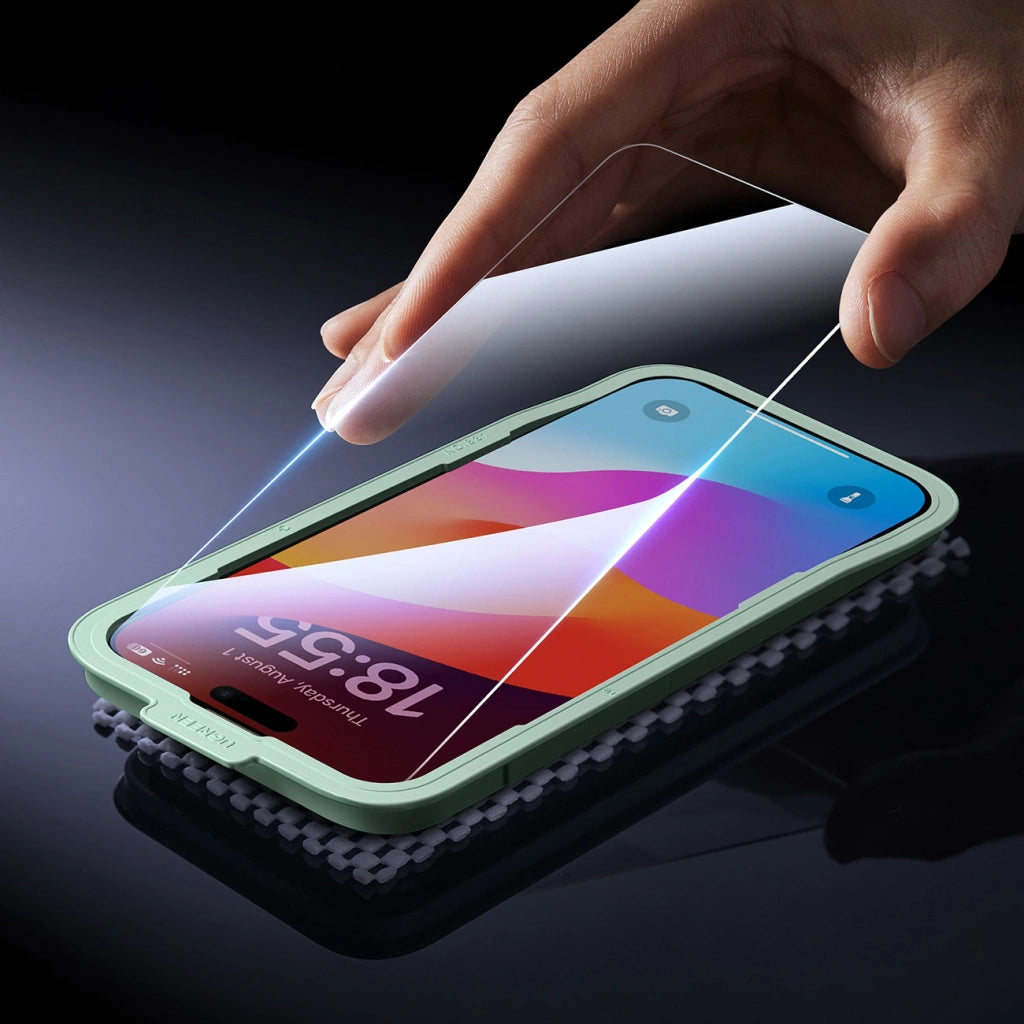 UGREEN HD Screen Protector with Installation Frame for iPhone 16 Pro